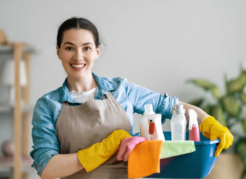 Professional House Cleaner: 7 Key Benefits Of Hiring One